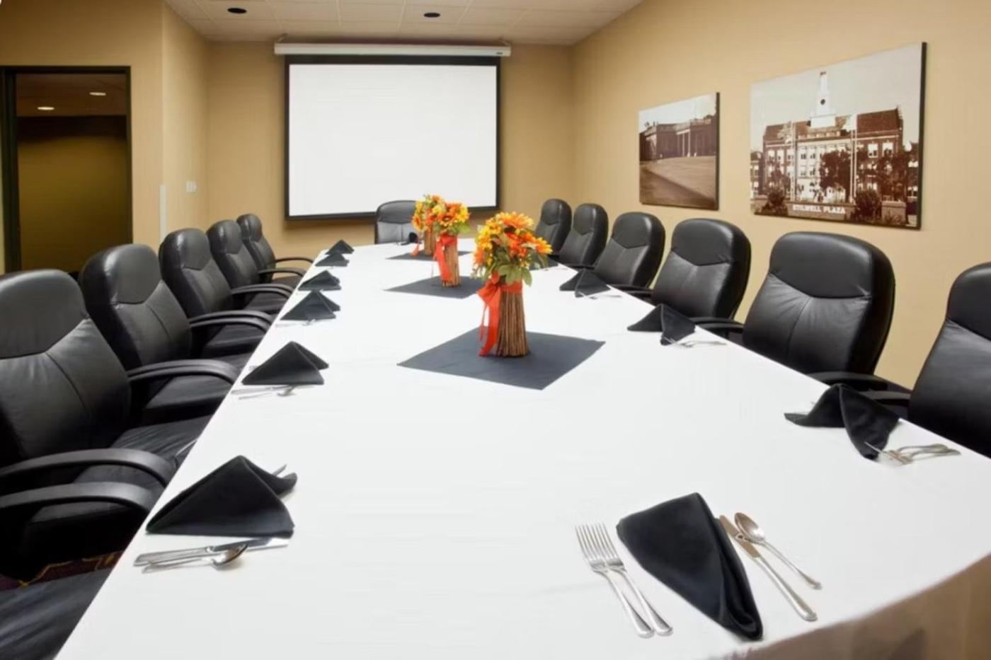 Holiday Inn Port Arthur - Park Central By Ihg Екстер'єр фото